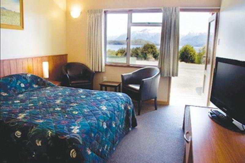 Te Anau Manapouri Lake Hotel Exterior foto