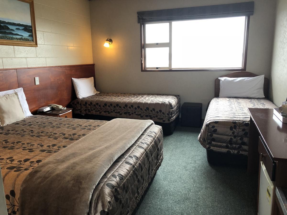 Te Anau Manapouri Lake Hotel Quarto foto