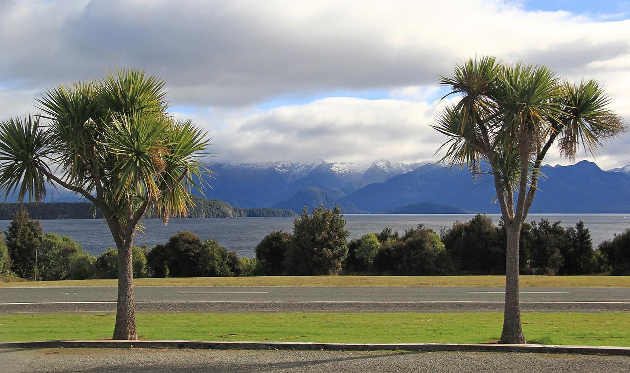 Te Anau Manapouri Lake Hotel Exterior foto