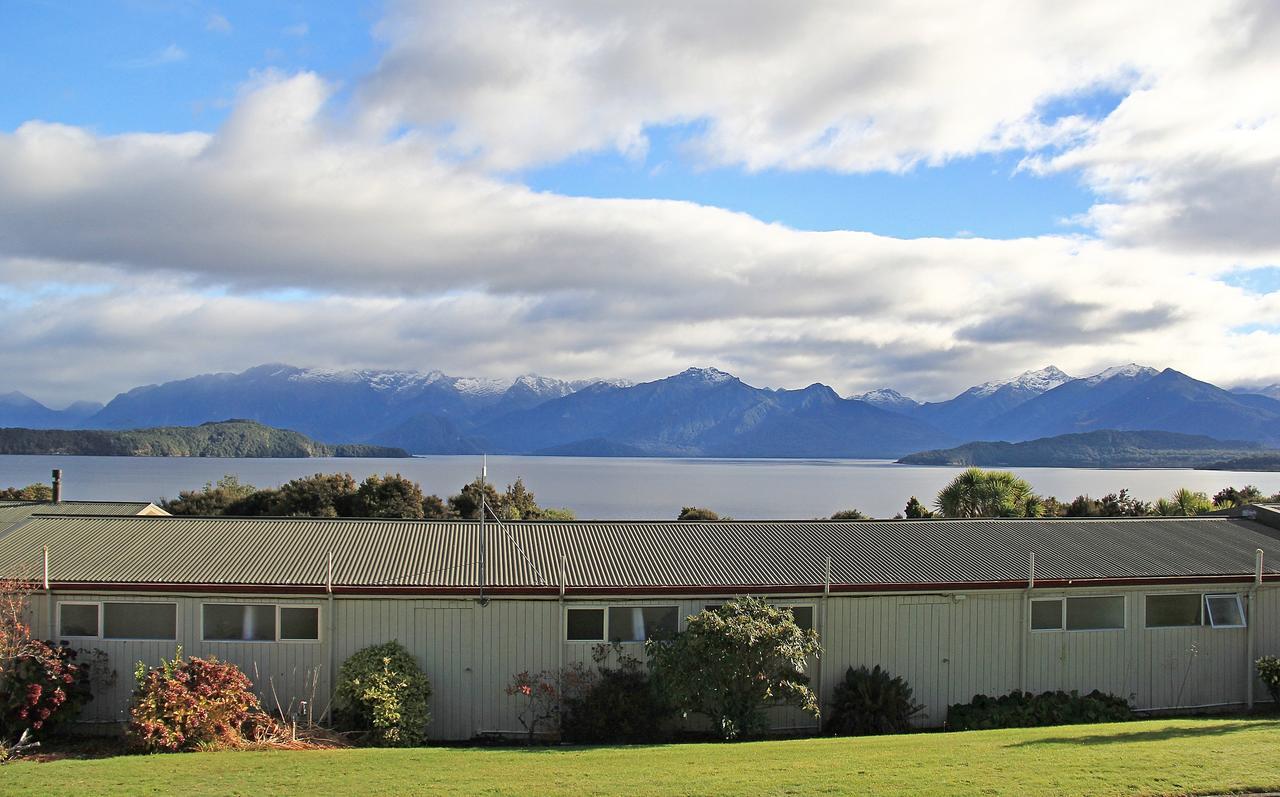 Te Anau Manapouri Lake Hotel Exterior foto