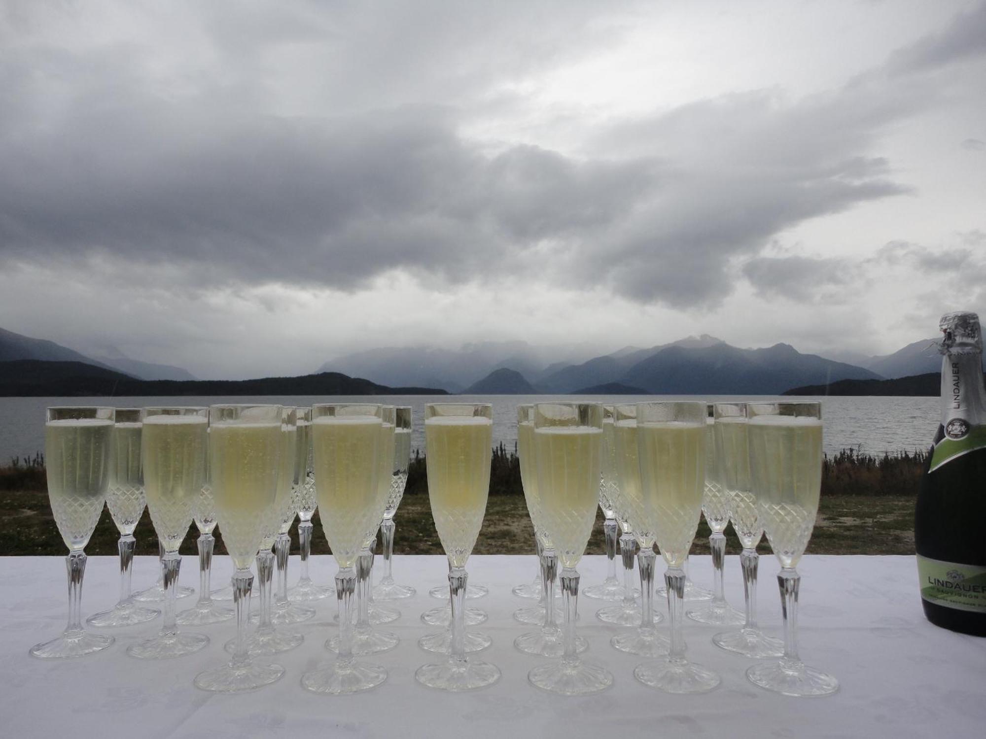 Te Anau Manapouri Lake Hotel Exterior foto
